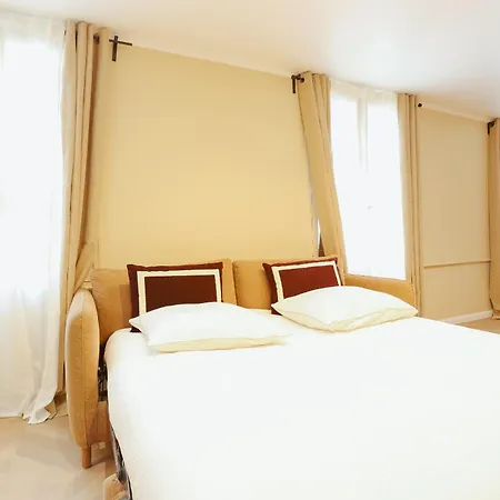 1 Elegant - A Saint-germain - Ascenseur * Париж